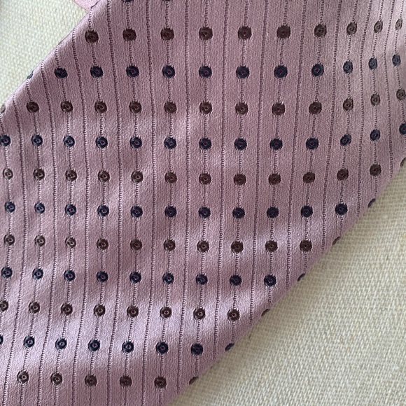 DKNY 100% Silk Tie Made in USA EUC 59" Long - Picture 3 of 7
